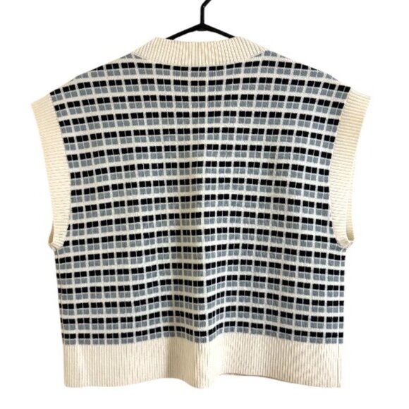 Aritzia Babaton Dialogue Knit Vest - Picture 4 of 7